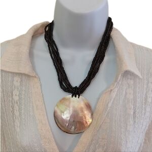 Elegant Black and Gold Necklace